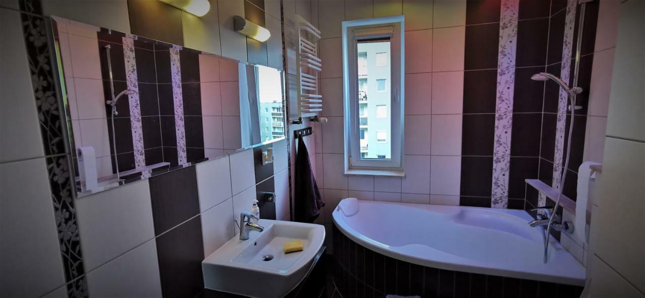 Apartament Familijny Gdansk 3 Rooms 64M2 Exterior photo